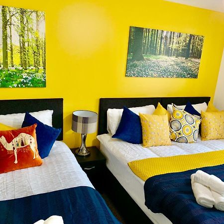 2 Bedrooms Modern Apartment, Lounge, Full Kitchen, Balcony, 5 Minutes Stratford Station London Eksteriør billede