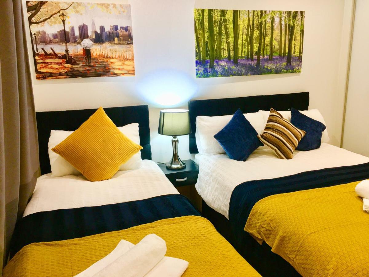 2 Bedrooms Modern Apartment, Lounge, Full Kitchen, Balcony, 5 Minutes Stratford Station London Eksteriør billede