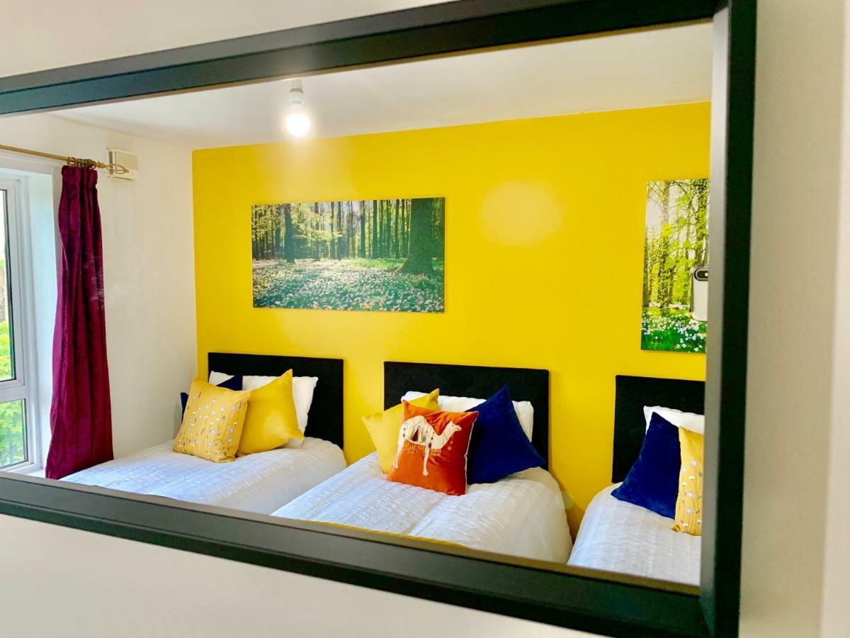 2 Bedrooms Modern Apartment, Lounge, Full Kitchen, Balcony, 5 Minutes Stratford Station London Eksteriør billede