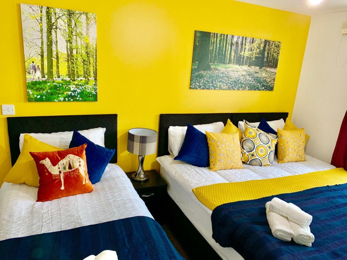 2 Bedrooms Modern Apartment, Lounge, Full Kitchen, Balcony, 5 Minutes Stratford Station London Eksteriør billede