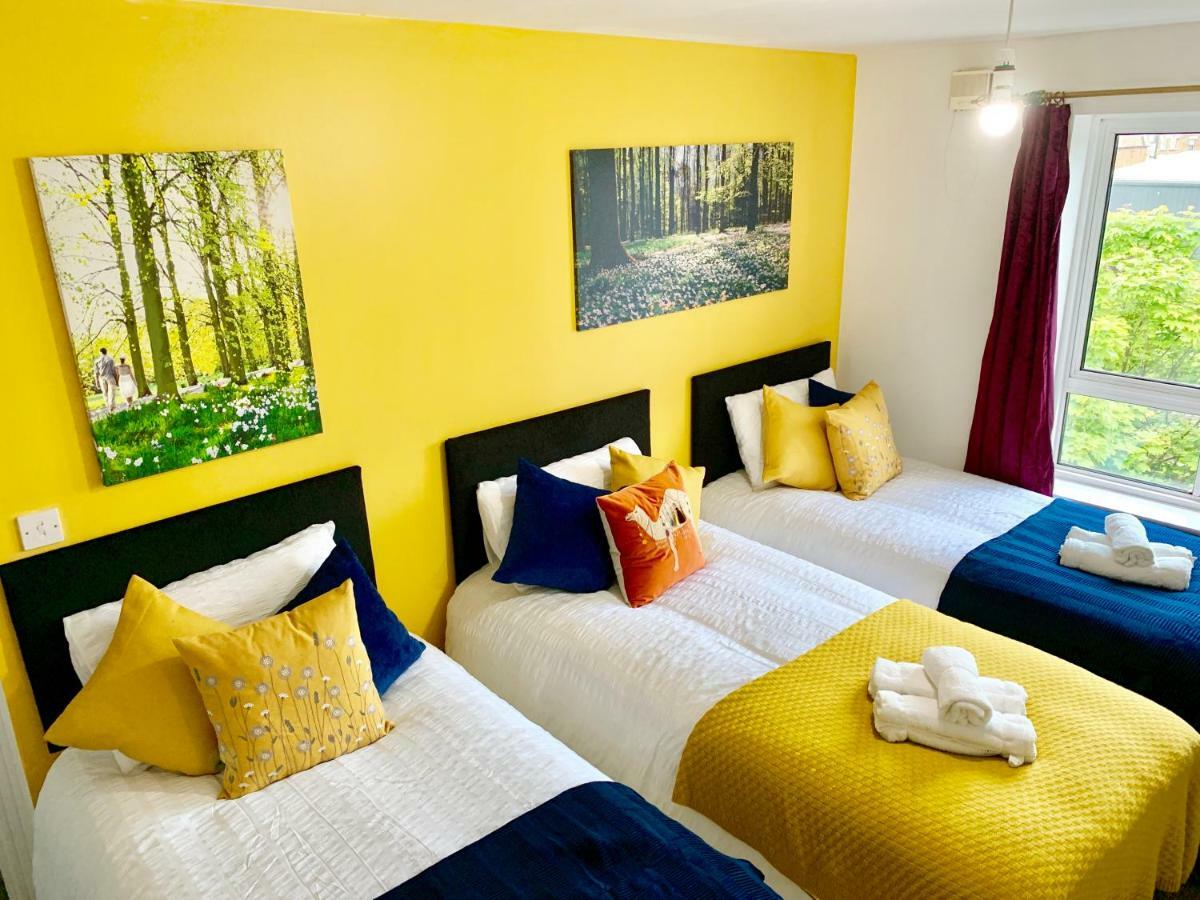 2 Bedrooms Modern Apartment, Lounge, Full Kitchen, Balcony, 5 Minutes Stratford Station London Eksteriør billede